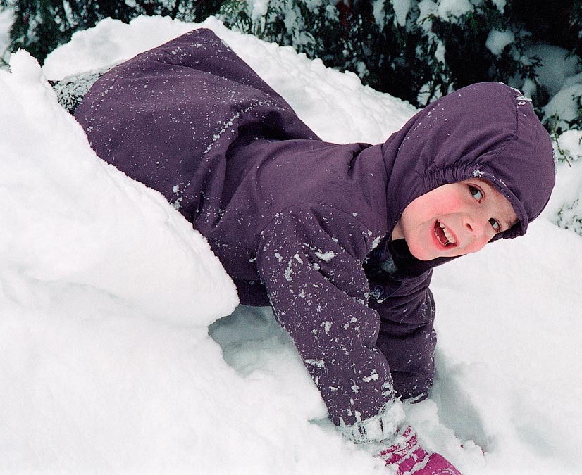 Eytan; 25 inch snow fall, Newton, MA; 2/17/2003